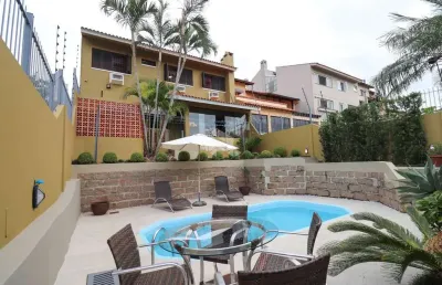 Casa 5 dormitórios, 2 suítes, ipanema, zona sul de porto alegre/rs.