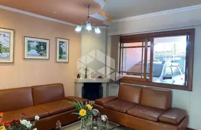Casa 3 dormitórios, 1 suíte, 2 vagas bairro ipanema