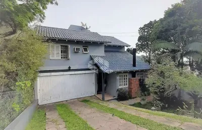 Casa 3 dormitórios, piscina localizada na zona sul - imperial park