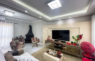 Casa com 3 dormitórios no bairro ipanema/espirito santo