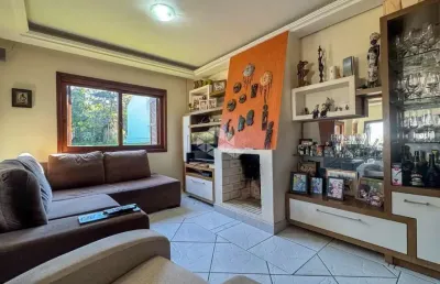 Casa de condomínio com 4 quartos e 3 banheiros à venda, 304 m² por r$ 850.000