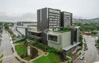 Apartamento com 2 quartos à venda na Antônio Sereno Moretto, 55, Teresópolis, Porto Alegre