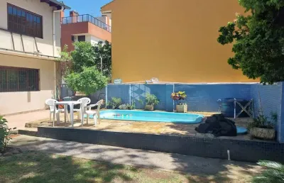 Casa sobrado à venda na  vila assunção - 3 quartos, 2 banheiros e vagas de garagem
