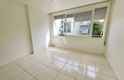 Apartamento jk reformado a venda no bairro cidade baixa a metros do rissul da rua da república