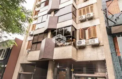 1 dormitório, com lareira, sacada, churrasqueira e vaga coberta.