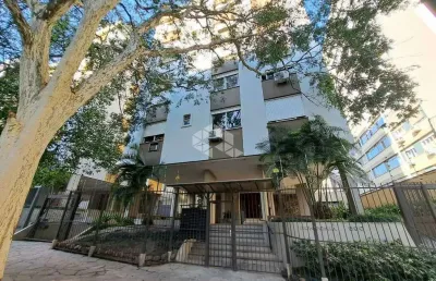Apartamento de 2 dormitórios em andar alto com vaga coberta