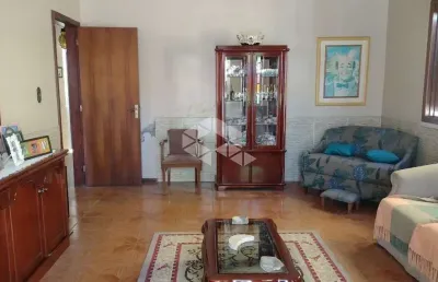 Casa a venda no bairro cavalhada, terreno de 12,50 x 25
