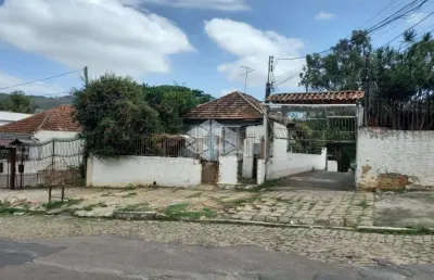 Terreno à venda na Rua Professor Carvalho Freitas, 137, Teresópolis, Porto Alegre