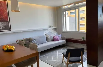 Excelente apartamento mobiliado, reformado de 1 dormitório com suite