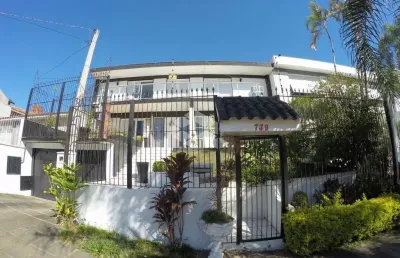 Casa com 4 quartos à venda na Rua Matias José Bins, 739, Três Figueiras, Porto Alegre