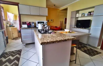 Casa 4 dormitórios, 4 suítes, 340m², vaga para 11 carros no jardim planalto, porto alegre.