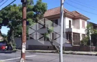 Excelente terreno de esquina, para residencial ou comercial, plano com 471,85.