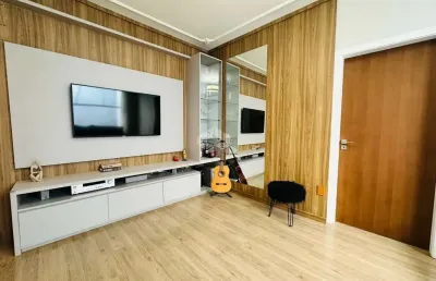 Apartamento 3 dormitórios completamente reformado com churrasqueira e sacada no bairro rio branco em porto alegre.