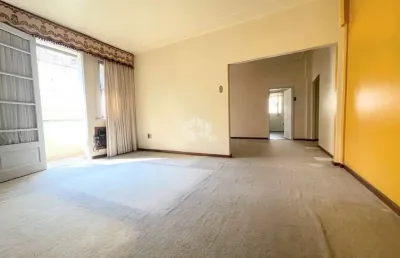 Apartamento 03 dormitórios com 130m² no bairro independência