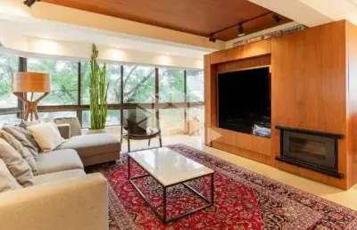 Apartamento de 2 dormitórios e 2 vagas no petrópolis !!