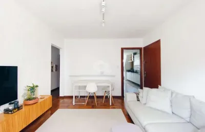 Apartamento com 2 dormitórios (sendo uma suíte), com 1 vaga, no bairro petrópolis.