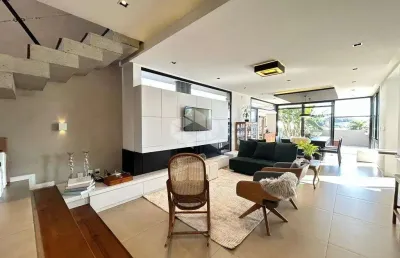 Casa semimobiliada de 3 dormitórios no condomínio belle ville!