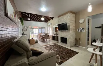 Casa com 3 quartos à venda na Niderau Farah, 184, Linha Santa Cruz, Santa Cruz do Sul