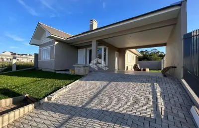 Casa nova de 3 dormitórios no bairro castelo branco!