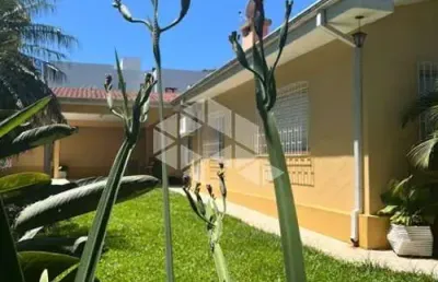 Casa com 3 quartos à venda na Machado De Assis, 69, Santo Inácio, Santa Cruz do Sul