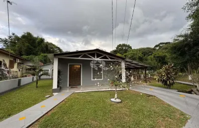 Casa com 2 quartos à venda na Adolfo Hoelzel, 775, Renascença, Santa Cruz do Sul