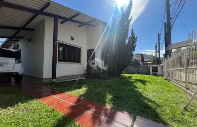 Casa com 3 quartos à venda na São Pedro, 135, Centro, Santa Cruz do Sul