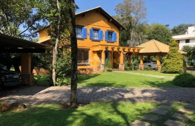 Casa no condomínio reserva dos pássaros alto padrão