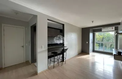Apartamento semimobiliado, composto por 2 dormitórios em santa cruz do sul!