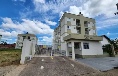 Apartamento semimobiliado, 02 dormitórios próximo a unisc!