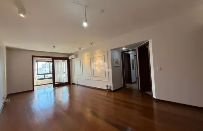 Apartamento central, semimobiliado com 03 dormitórios