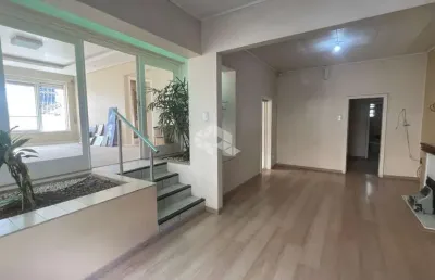 Casa com 4 quartos à venda na Thomaz Flores, 754, Centro, Santa Cruz do Sul