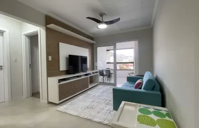Apartamento semimobiliado, 02 dormitórios, com ampla sacada, no santo inácio!