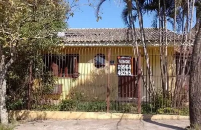 Casa com 3 quartos à venda na Marquês Do Herval, 563, Nossa Senhora de Lourdes, Santa Maria