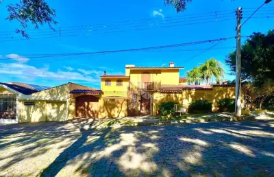 Casa com 6 quartos à venda na Camelias, 245, Patronato, Santa Maria