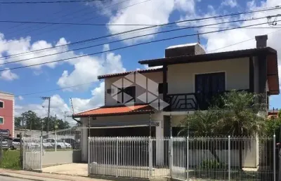 Casa à venda no bairro areias com 3 quartos  em são josé/sc