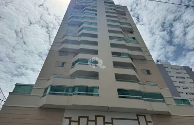 Apartamento á venda com 3 quartos sendo 01 suíte e 1 vaga de garagem no bairro kobrasol em são josé/sc.