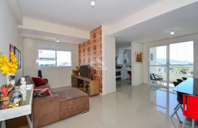 Apartamento duplex à venda com 3 suítes e 2 vagas de garagem no bairro estreito em florianópolis/sc