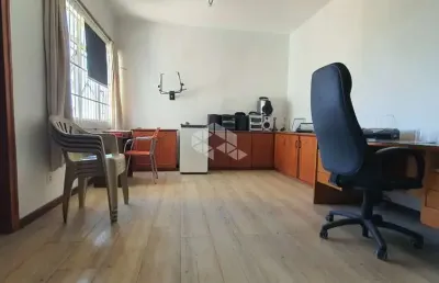Sala comercial à venda na Avenida Presidente Franklin Roosevelt, 751, Navegantes, Porto Alegre