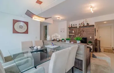 Apartamento no petrópolis com 2 dormitórios e 2 vagas escrituradas