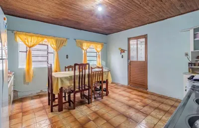 Casa 4 dormitórios/quartos no rubem berta. garagem coberta. próxima senai automotivo.
