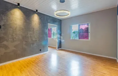 Casa 4 dormitórios/quartos  com piscina e churrasqueira numterreno 350m².