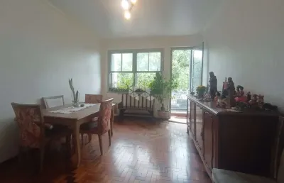 Apartamento ensolarado de 03 dormitórios/quartos. 77m² privativo.sacada.