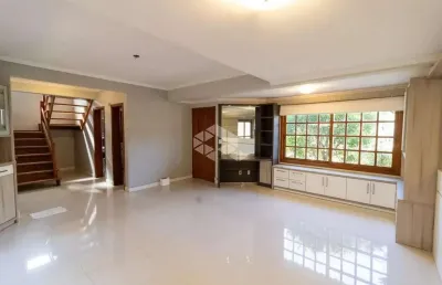 Casa à venda no bairro espírito santo com 183m² e suíte - porto alegre