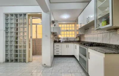 Apartamento com 3 quartos à venda na Rua Sete de Abril, 355, Floresta, Porto Alegre