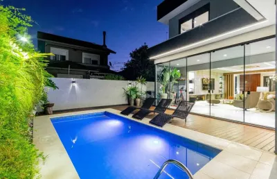Casa em condomínio fechado com 3 quartos à venda na Avenida Senador Salgado Filho, 8500, Jardim Krahe, Viamão