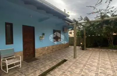 Casa com 2 quartos à venda na João Antônio Marques, 126, Jardim Krahe, Viamão