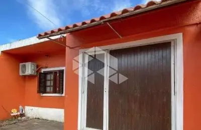 Casa / 2 dormitórios / 2 vagas / jardim algarve / porto verde / alvorada / rs