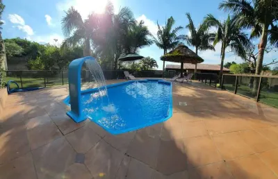Casa de 03 dormitórios e com piscina no bairro stella maris em alvorada.