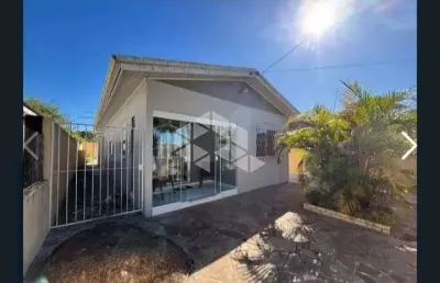 Casa de 3 dormitórios, sala social estendida e espaço gourmet - 4 vagas