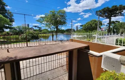 Casa com 3 dormitórios e 4 vagas em frente a lagoa bairro desvio rizzo